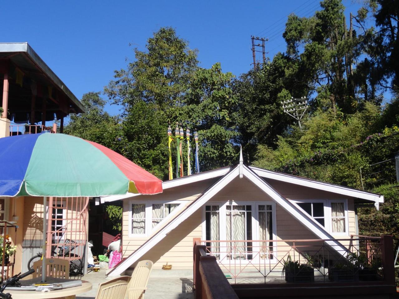 Little Singamari Home Stay Darjeeling  Extérieur photo
